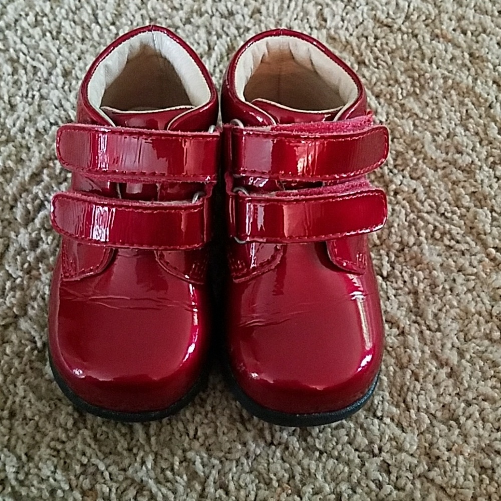 Shiny Red Umi Shoes